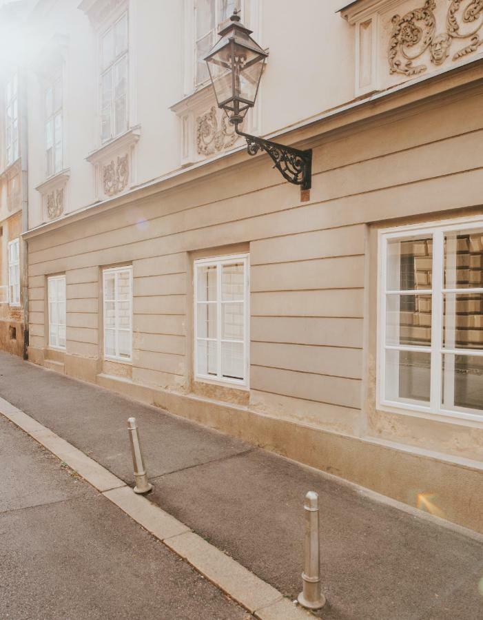 St. Mark'S Boutique Apartment Zagreb Eksteriør billede